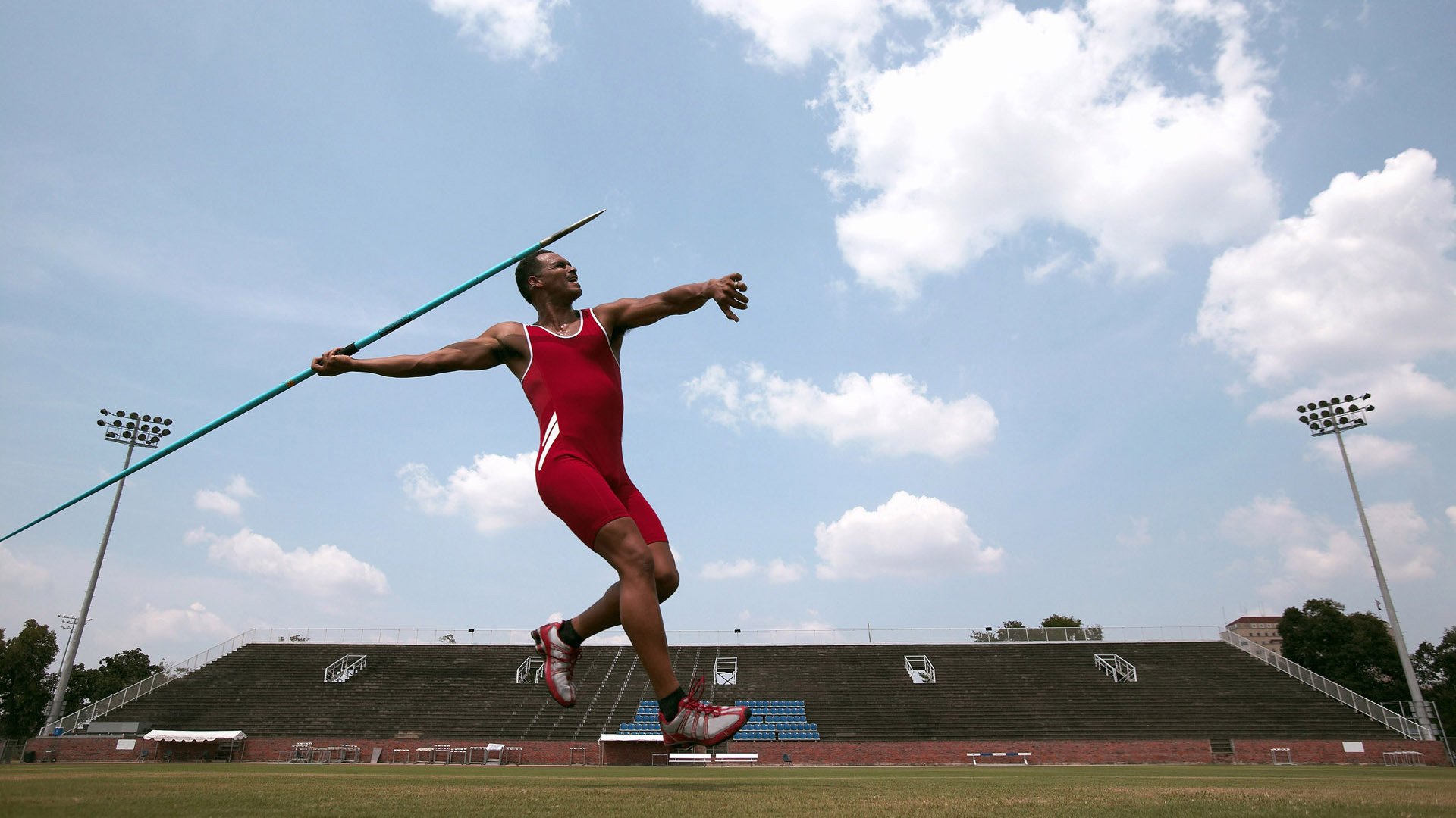 青年联赛全面升级助力高中篮球水平提升，青年篮球锦标赛