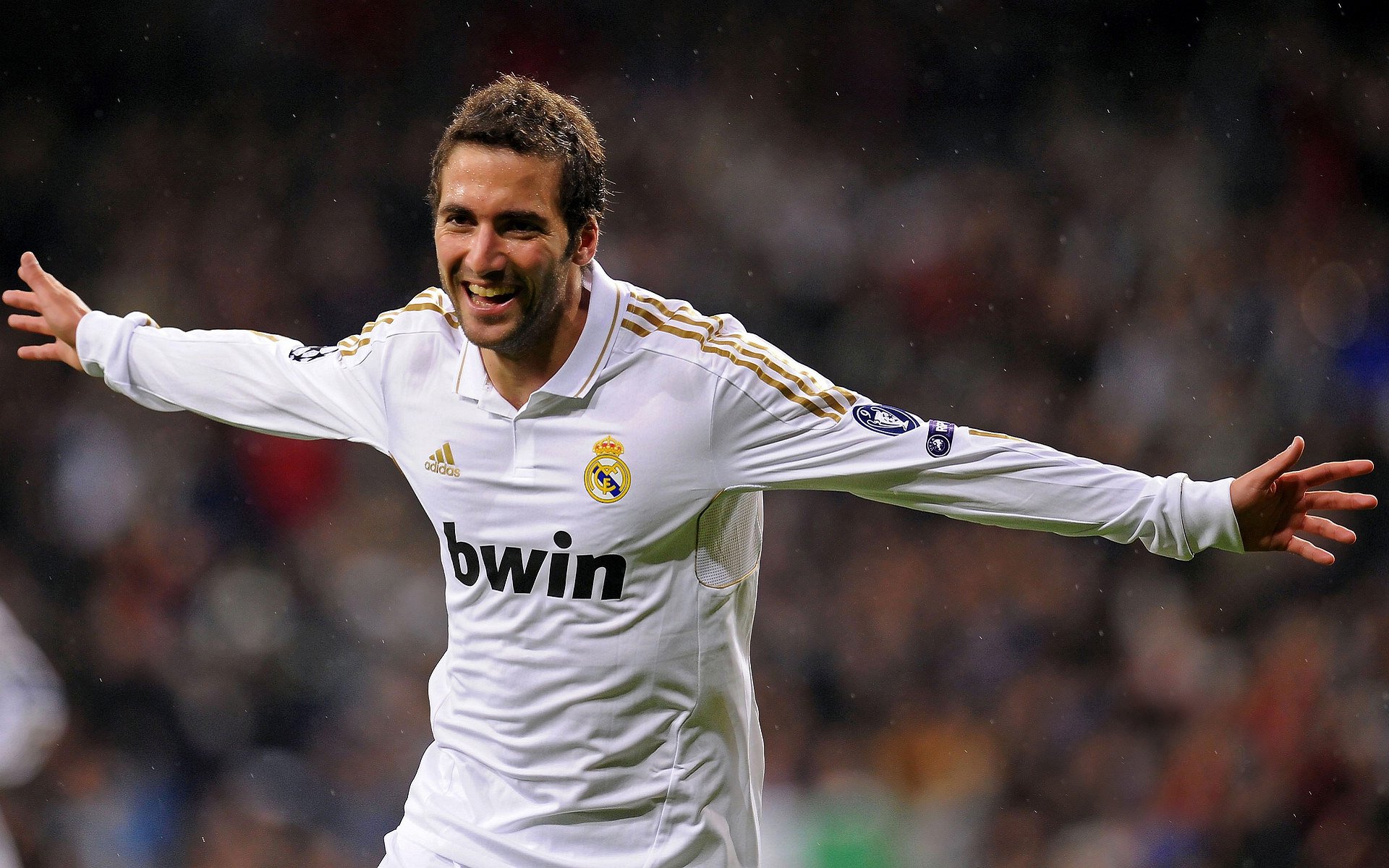 国家队推动“青少年+科技结合+国际交流”深度布局，促进体育强国建设